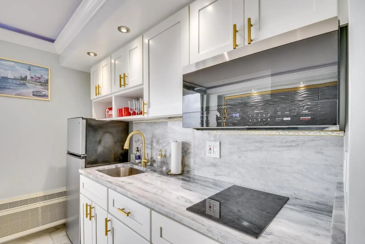 Cozy Florida Getaway With Pool Access And Ocean Views! Appartement Daytona Beach 0*,  Verenigde Staten